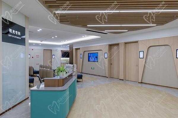 上海新視界東區(qū)眼科醫(yī)院前臺