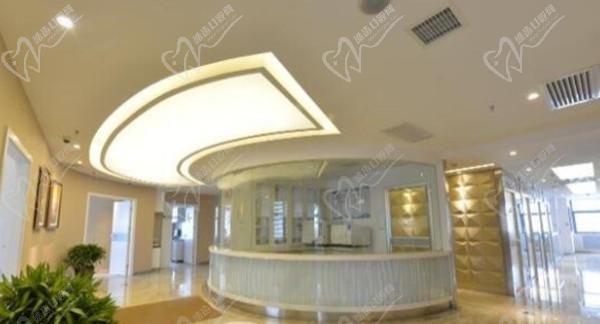 重慶萊恩醫(yī)療美容門(mén)診前臺(tái)